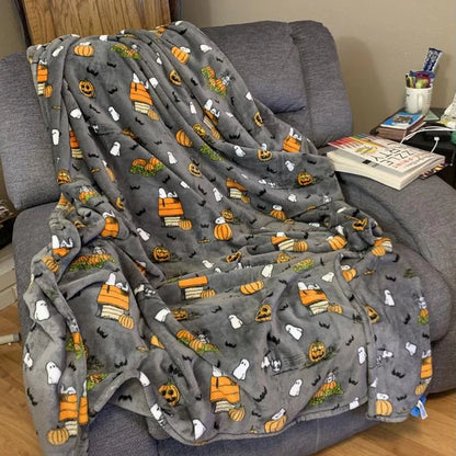 Peanuts Harvest Plush Throw Blanket